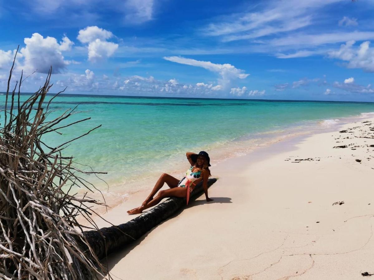 Saona Lodge Mano Juan Bagian luar foto