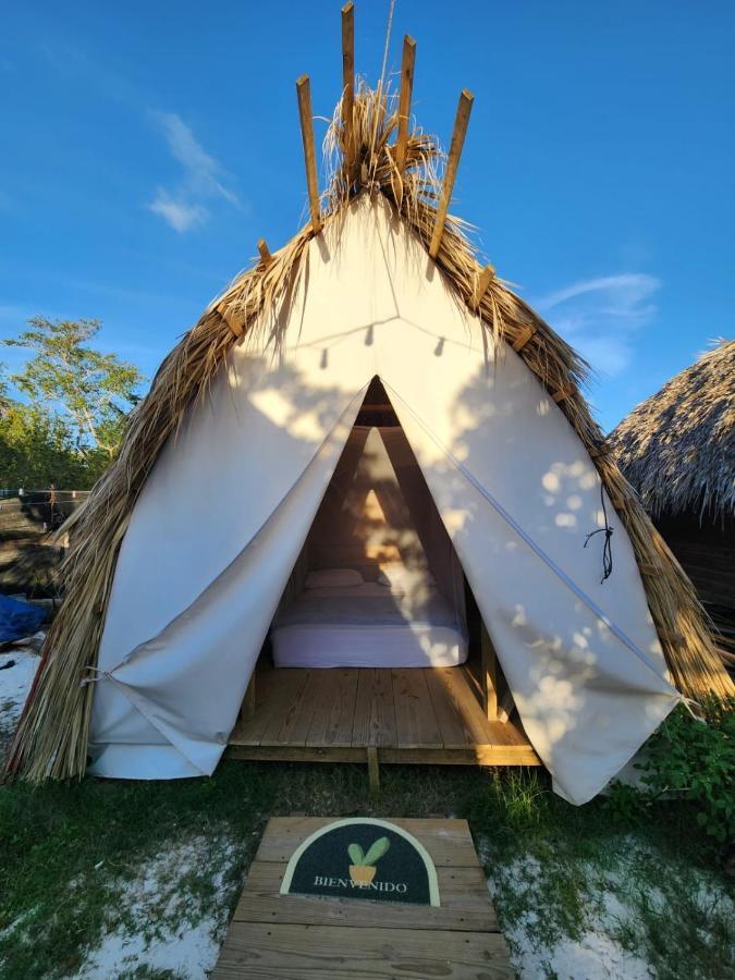Saona Lodge Mano Juan Bagian luar foto